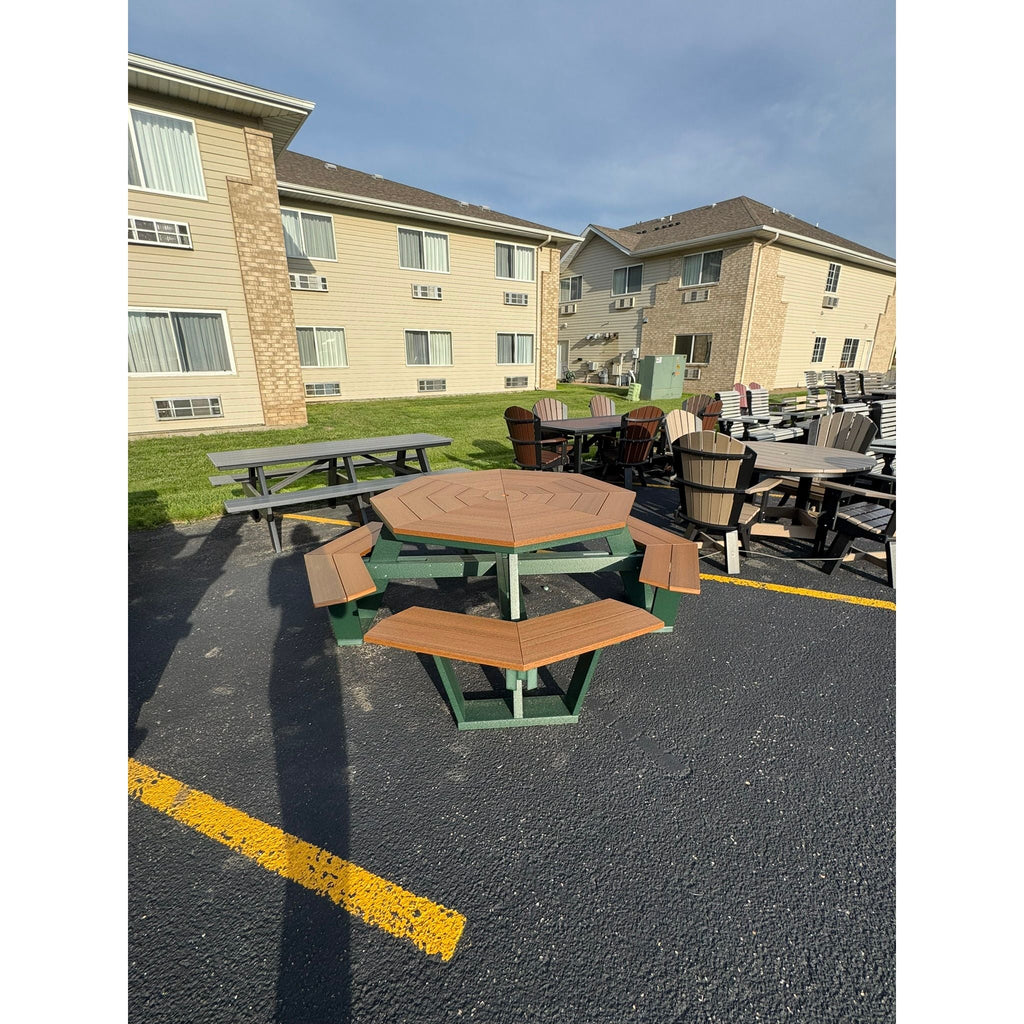 Creekside 5' Octagon Table in Green & Mahogany